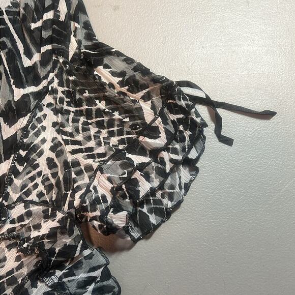 Gerry Weber Button Down Blouse Black White Sequin Ruffle Top Women's Size 10 :)! - Picture 8 of 8